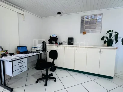 Casa com 3 Dormitórios - Miniatura - Lunardi Imóveis