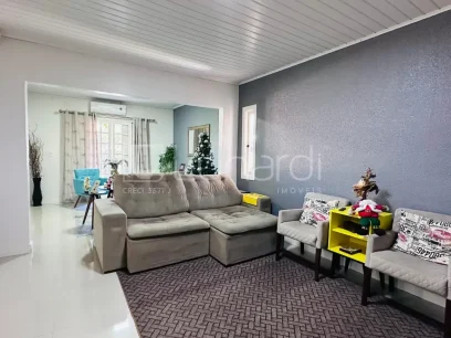 Casa com 3 Dormitórios - Miniatura - Lunardi Imóveis