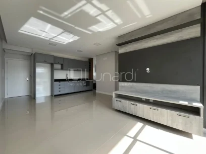 Apartamento com 2 Dormitórios - Lunardi Imóveis