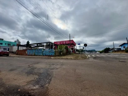 Casa com 4 Dormitórios - Miniatura - Lunardi Imóveis