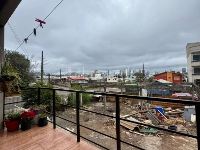 Casa com 4 Dormitórios - Miniatura - Lunardi Imóveis