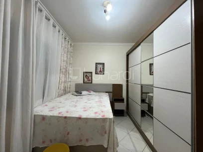 Casa com 3 Dormitórios - Miniatura - Lunardi Imóveis