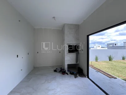 Casa com 3 Dormitórios - Miniatura - Lunardi Imóveis