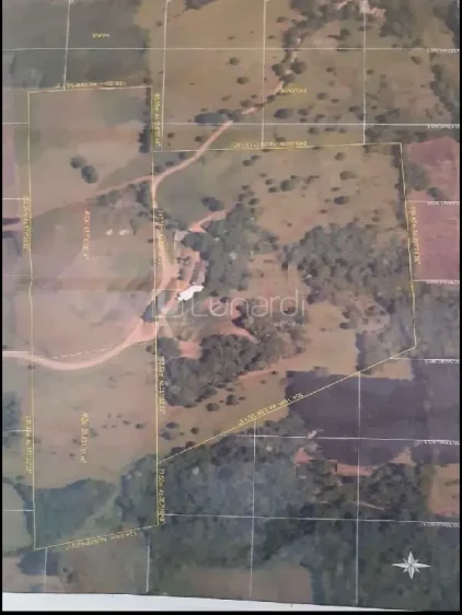 Área - Lunardi Imóveis