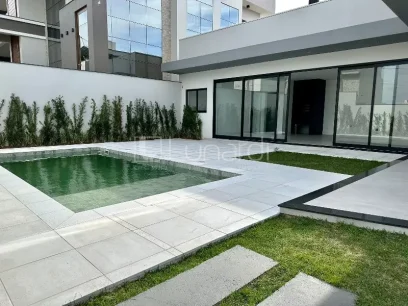 Casa com 3 Suítes - Miniatura - Lunardi Imóveis