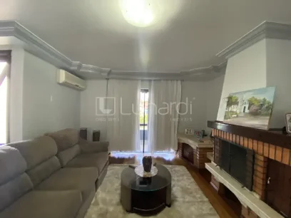 Casa com 3 Dormitórios - Miniatura - Lunardi Imóveis