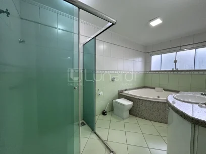 Casa com 4 Dormitórios - Miniatura - Lunardi Imóveis