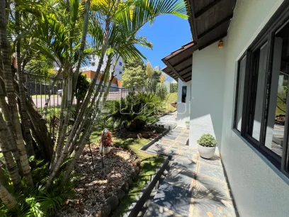 Casa com 3 Dormitórios - Miniatura - Lunardi Imóveis