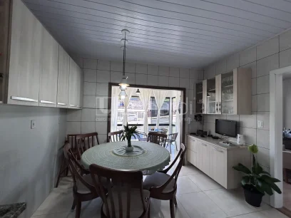 Casa com 3 Dormitórios - Miniatura - Lunardi Imóveis