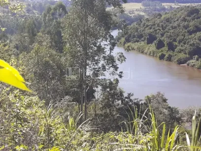 Área - Lunardi Imóveis