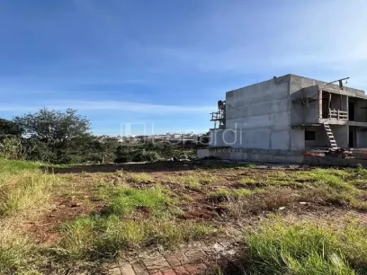 Terreno - Lunardi Imóveis