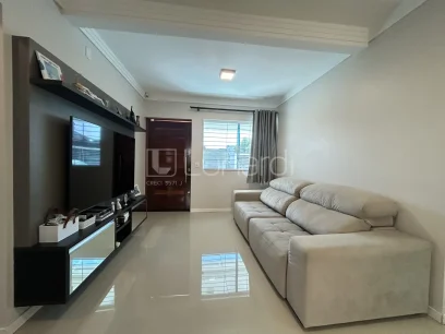 Casa com 3 Dormitórios - Miniatura - Lunardi Imóveis