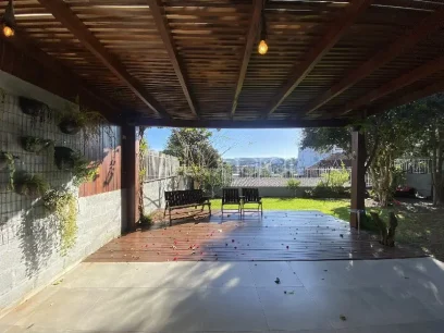 Casa com 3 Dormitórios - Miniatura - Lunardi Imóveis