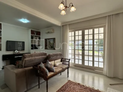 Casa com 4 Dormitórios - Miniatura - Lunardi Imóveis