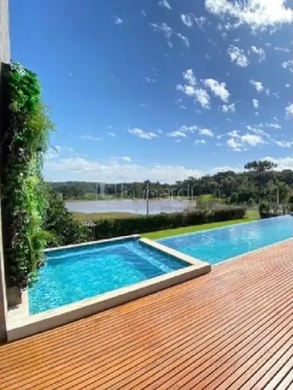 Casa com 3 Dormitórios - Lunardi Imóveis