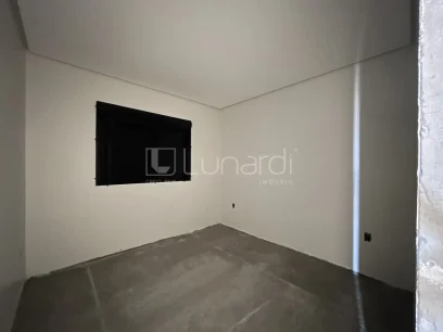 Casa com 3 Dormitórios - Miniatura - Lunardi Imóveis