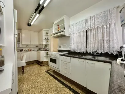 Cobertura com 4 Dormitórios - Miniatura - Lunardi Imóveis