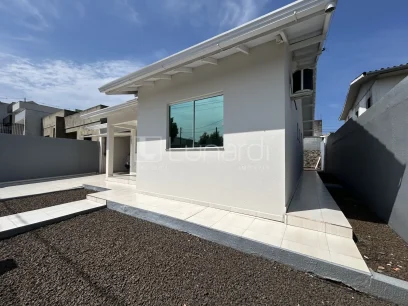 Casa com 3 Dormitórios - Miniatura - Lunardi Imóveis