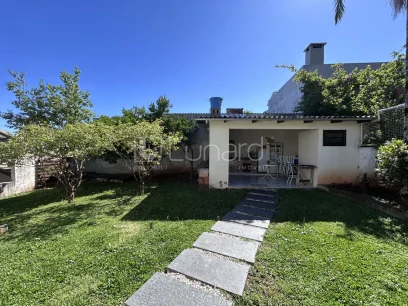 Casa com 3 Dormitórios - Miniatura - Lunardi Imóveis