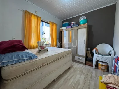 Casa com 4 Dormitórios - Miniatura - Lunardi Imóveis