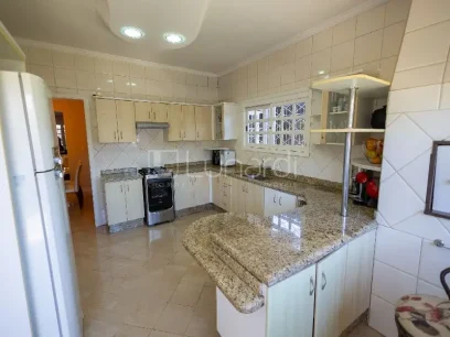 Casa com 3 Dormitórios - Miniatura - Lunardi Imóveis