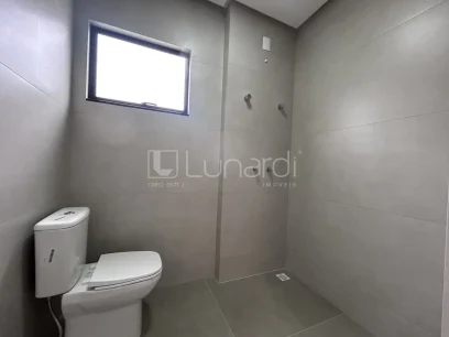 Sobrado com 3 Dormitórios - Miniatura - Lunardi Imóveis