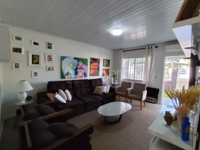 Casa com 3 Dormitórios - Miniatura - Lunardi Imóveis