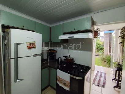 Casa com 3 Dormitórios - Miniatura - Lunardi Imóveis