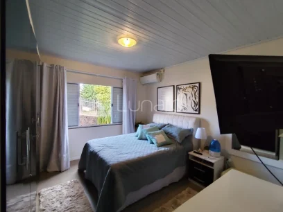 Casa com 3 Dormitórios - Miniatura - Lunardi Imóveis