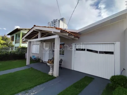 Casa com 3 Dormitórios - Miniatura - Lunardi Imóveis