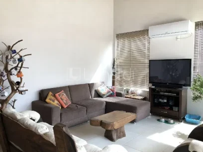 Casa com 3 Dormitórios - Miniatura - Lunardi Imóveis