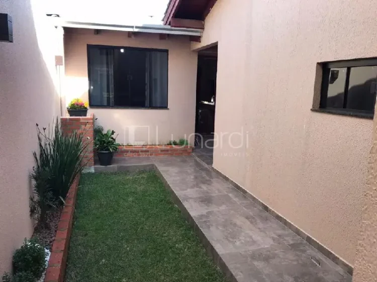 Casa com 2 Dormitórios - Lunardi Imóveis