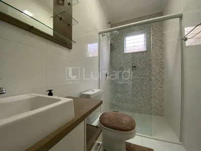 Casa com 3 Dormitórios - Miniatura - Lunardi Imóveis