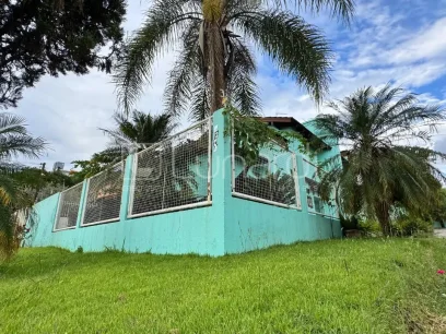 Casa com 4 Dormitórios - Miniatura - Lunardi Imóveis