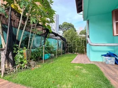 Casa com 4 Dormitórios - Miniatura - Lunardi Imóveis