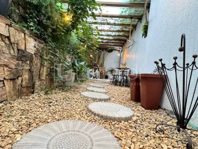 Casa com 4 Dormitórios - Miniatura - Lunardi Imóveis