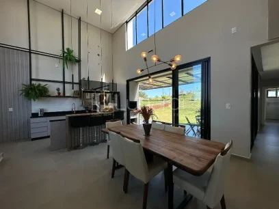 Casa com 4 Suítes - Miniatura - Lunardi Imóveis