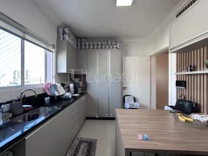 Apartamento com 3 Suítes - Miniatura - Lunardi Imóveis