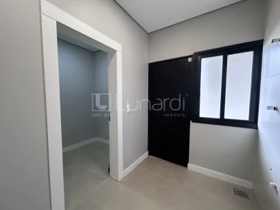 Casa com 4 Suítes - Miniatura - Lunardi Imóveis