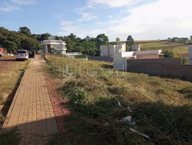 Terreno - Lunardi Imóveis