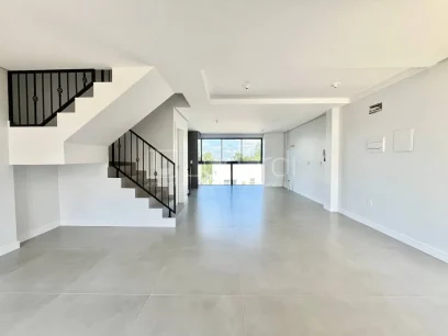 Sobrado com 3 Dormitórios - Miniatura - Lunardi Imóveis