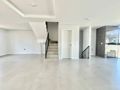 Sobrado com 3 Dormitórios - Miniatura - Lunardi Imóveis