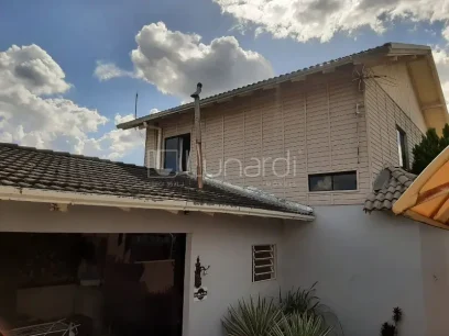 Casa com 3 Dormitórios - Miniatura - Lunardi Imóveis