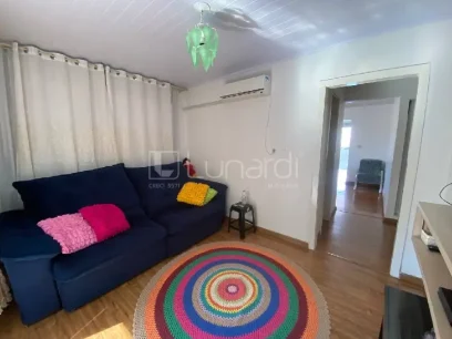 Casa com 2 Dormitórios - Miniatura - Lunardi Imóveis