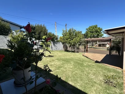 Casa com 3 Dormitórios - Miniatura - Lunardi Imóveis