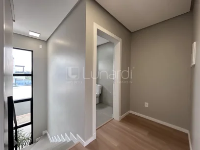 Sobrado com 3 Dormitórios - Miniatura - Lunardi Imóveis