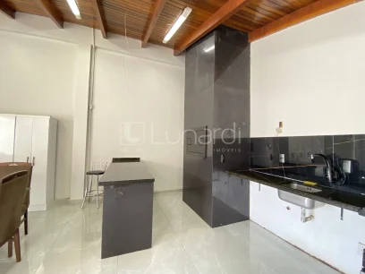 Casa com 3 Dormitórios - Miniatura - Lunardi Imóveis