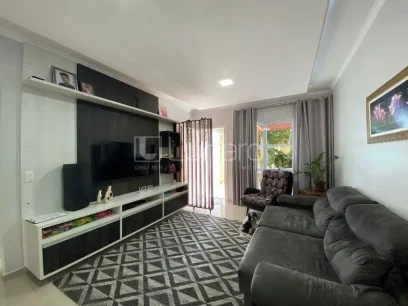 Casa com 3 Dormitórios - Miniatura - Lunardi Imóveis