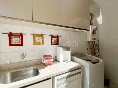 Casa com 3 Dormitórios - Miniatura - Lunardi Imóveis