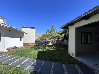 Casa com 3 Dormitórios - Miniatura - Lunardi Imóveis